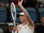 Tennis: Iga Swiatek romps as Stefanos Tsitsipas crashes at United Cup