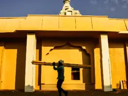 ‘Aastha Ke Sthambh’: 84 red sandstone pillars to greet devotees at Maha Kumbh