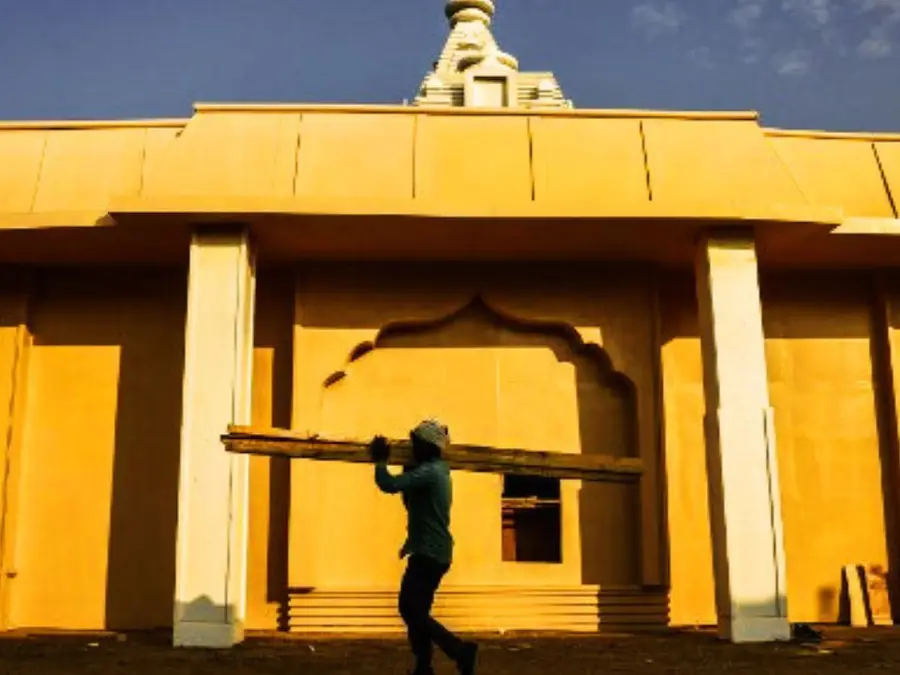 ‘Aastha Ke Sthambh’: 84 red sandstone pillars to greet devotees at Maha Kumbh