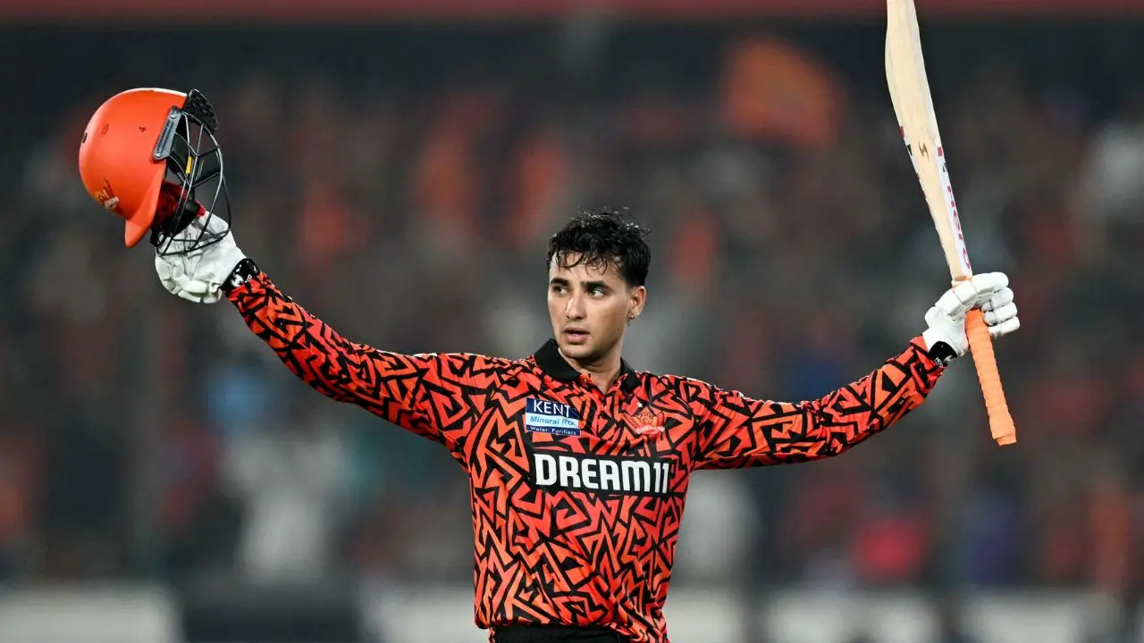6. Abhishek Sharma – 40 Balls