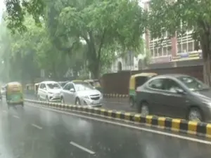 Rain lashes Delhi-NCR; IMD predicts dense fog | Check weekly weather forecast here
