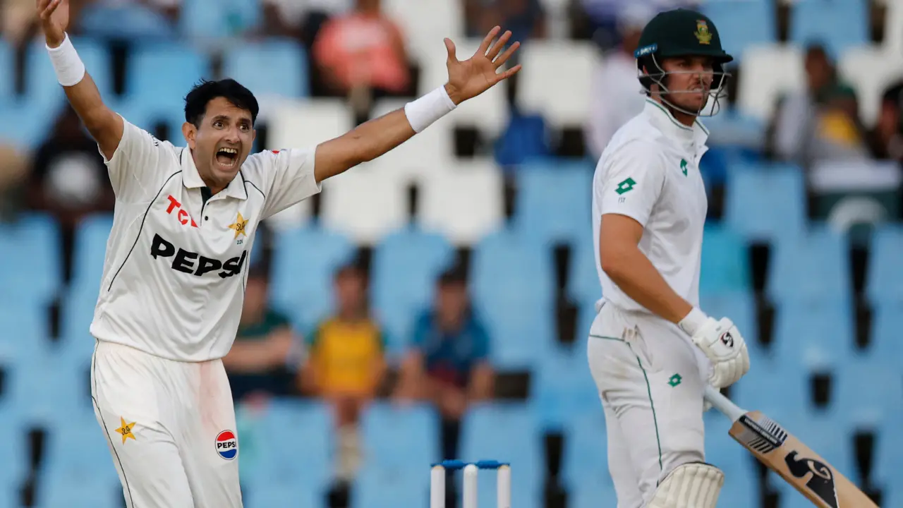 SA vs PAK: Pakistan bowlers strike late on Day 3 of Centurion Test
