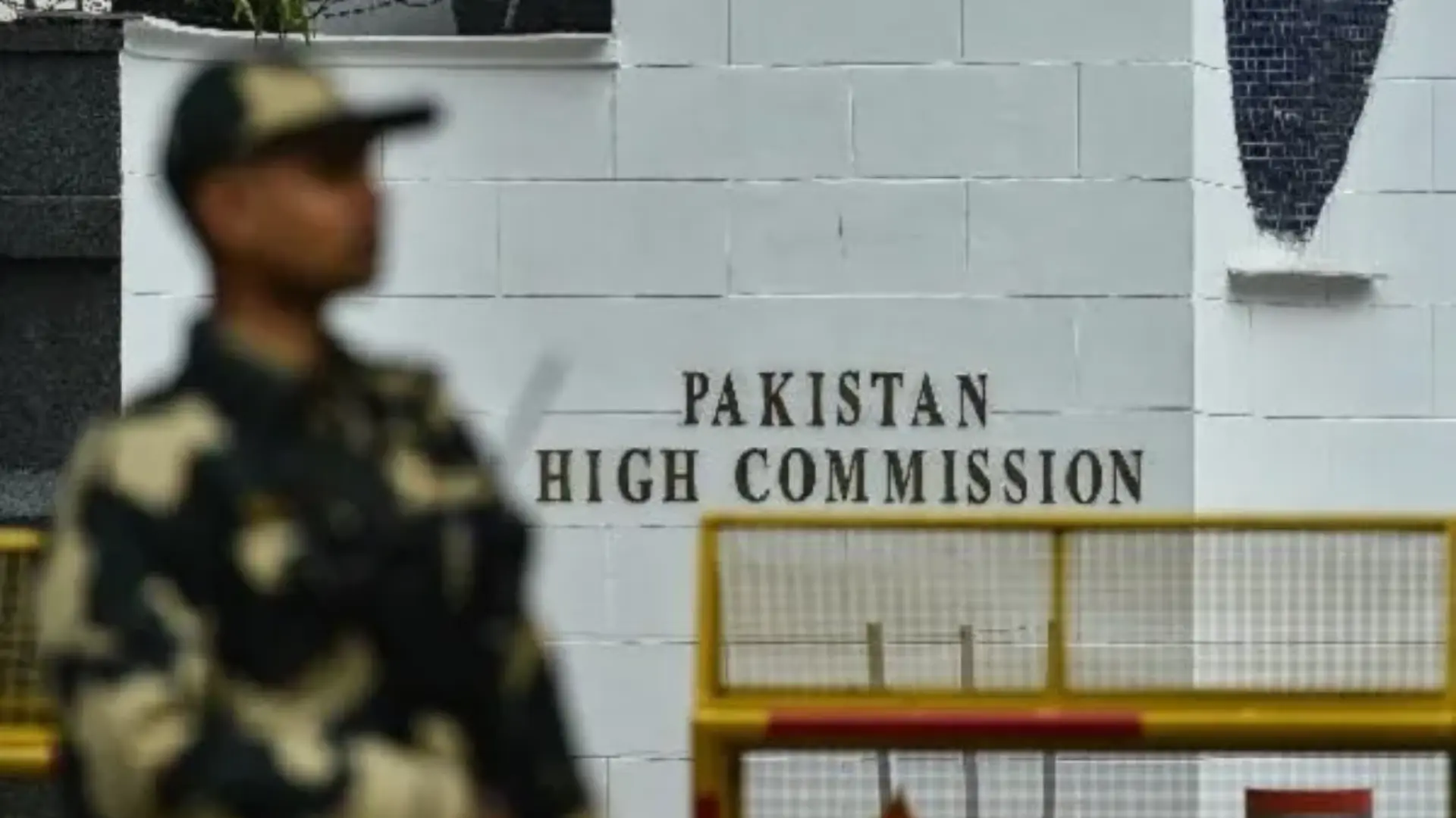 Pakistan expels Indian diplomat in tit-for-tat move hours after New Delhi declares Pakistani diplomat ‘persona non grata’