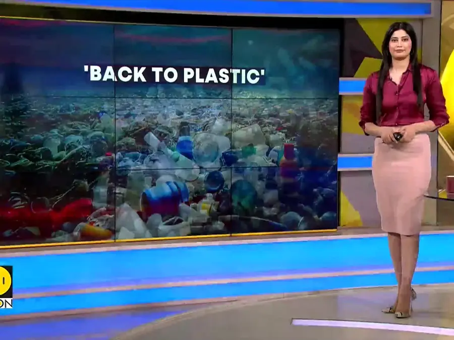 Trump reverses straw ban, pushes plastic