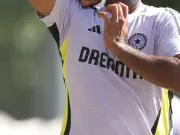Number of wickets Ravi Ashwin picked in each innings in Tests