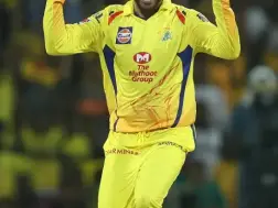 Bowlers with Most Wickets in Middle Overs in IPL