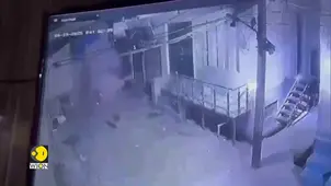 4 Dead, Dozens Feared Trapped As 4-storey Building Collapses In Delhi