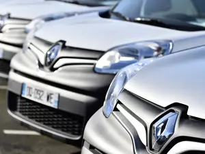 Renault, Stellantis chiefs call for EU rule changes to save small cars