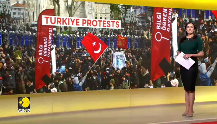 Turkey’s opposition takes on Erdoğan, defies protest ban