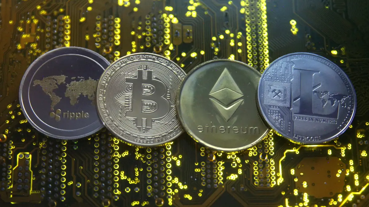 Bitcoin hits $106,000 amid Trump’s pro-crypto push