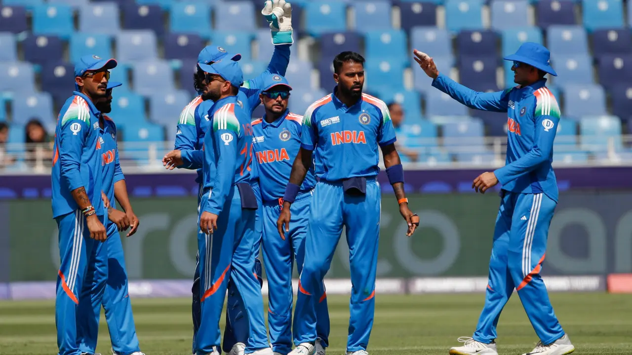 Champions Trophy, IND vs PAK: WATCH | Hardik Pandya gives 'fly away' send-off to Babar Azam after dismissing him Champions Trophy, IND vs PAK: WATCH | Hardik Pandya gives 'fly away' send-off to Babar Azam after dismissing him