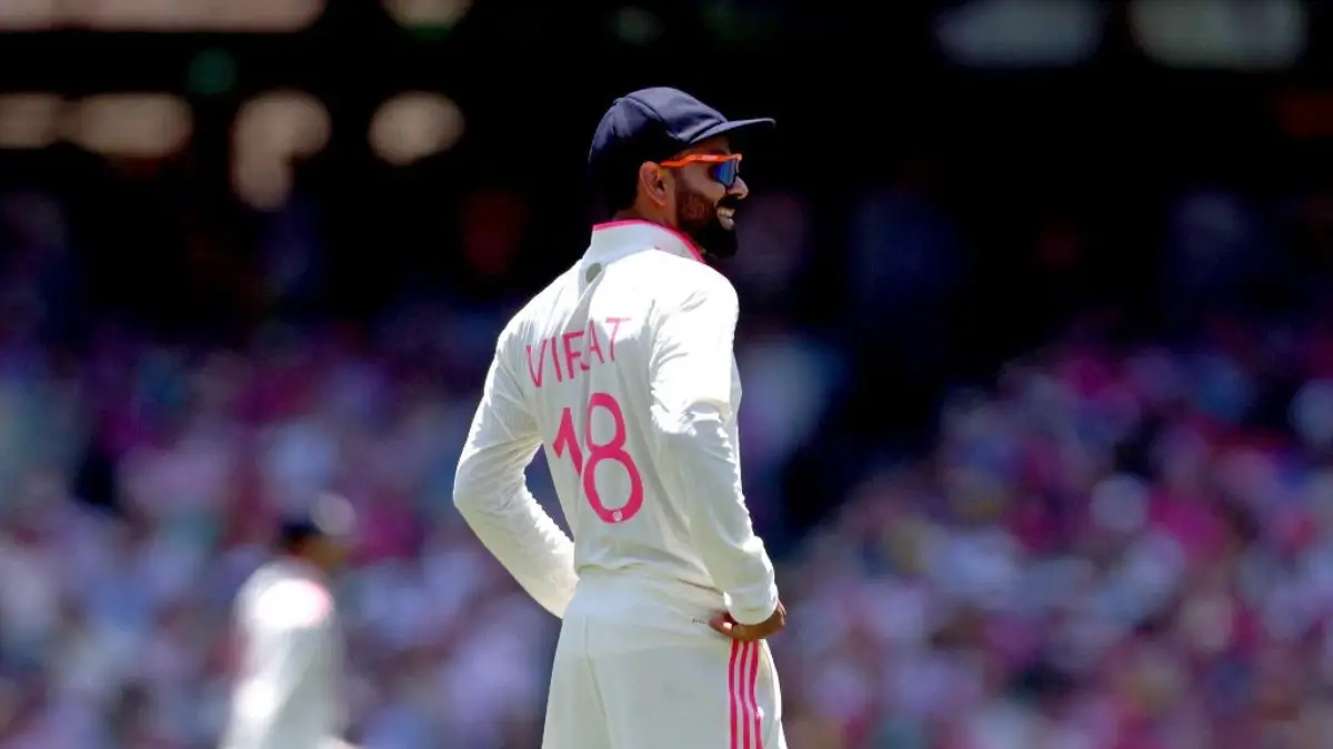 BGT: Kohli teases Australian crowd with ‘sandpaper’ gesture during SCG Test - Watch BGT: Kohli teases Australian crowd with ‘sandpaper’ gesture during SCG Test - Watch