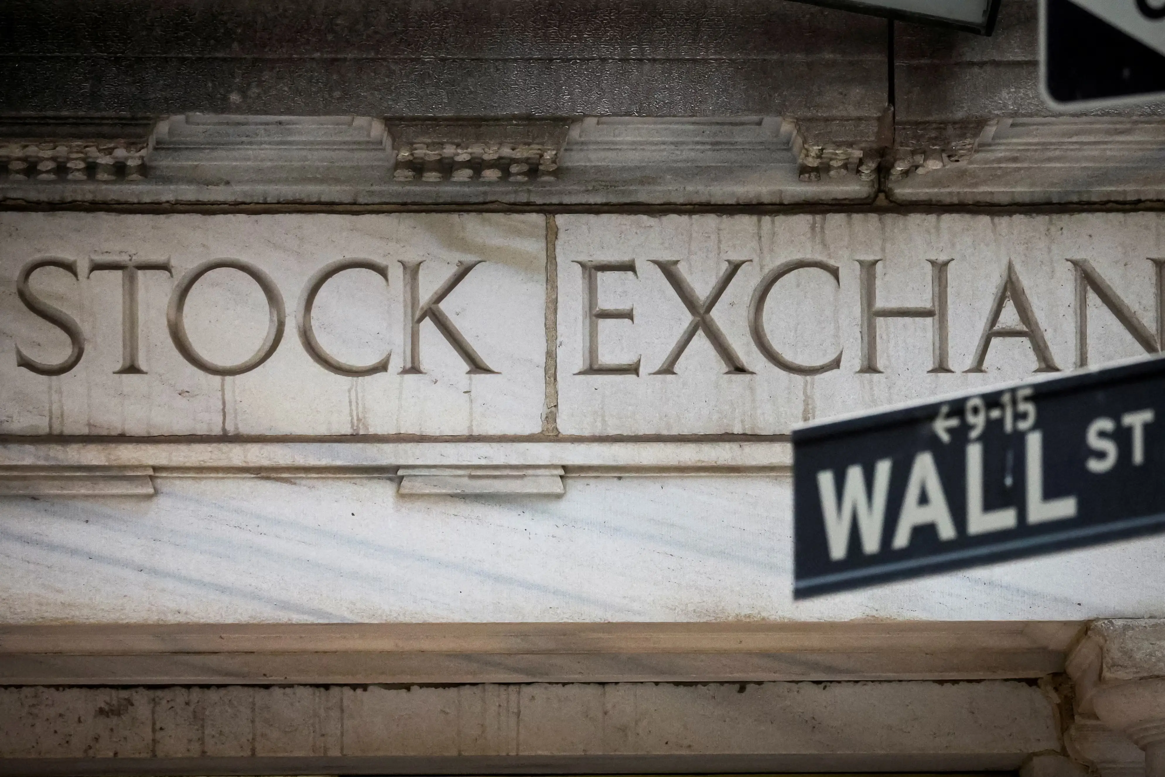 Wall street to see biggest bonus increases since pandemic