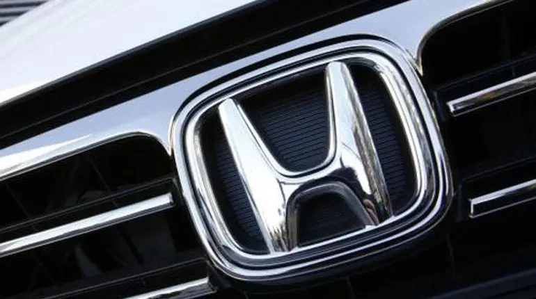 NHTSA investigates 2.2 million Honda vehicles over engine restart issues