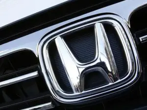 NHTSA investigates 2.2 million Honda vehicles over engine restart issues