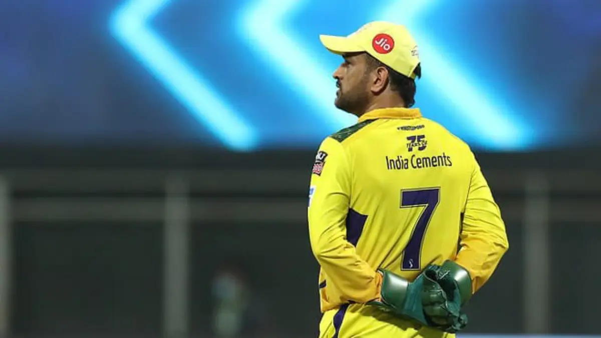 MS Dhoni’s hotel room is always open for teammates to play FIFA, discuss cricket, reveals Sam Curran
