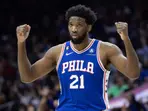 Cleveland Cavaliers down newly crowned NBA Cup champs Milwaukee Bucks; Joel Embiid stars in Sixers' win