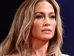 Jennifer Lopez to host 2025 American Music Awards