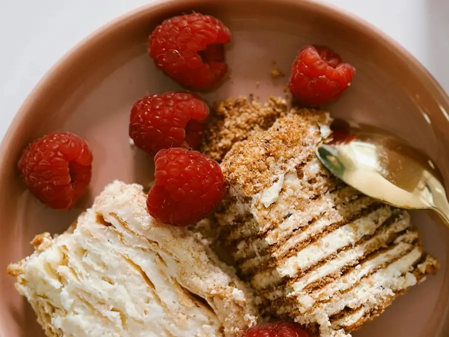 5 Eggless Cakes, Perfect for Beginners