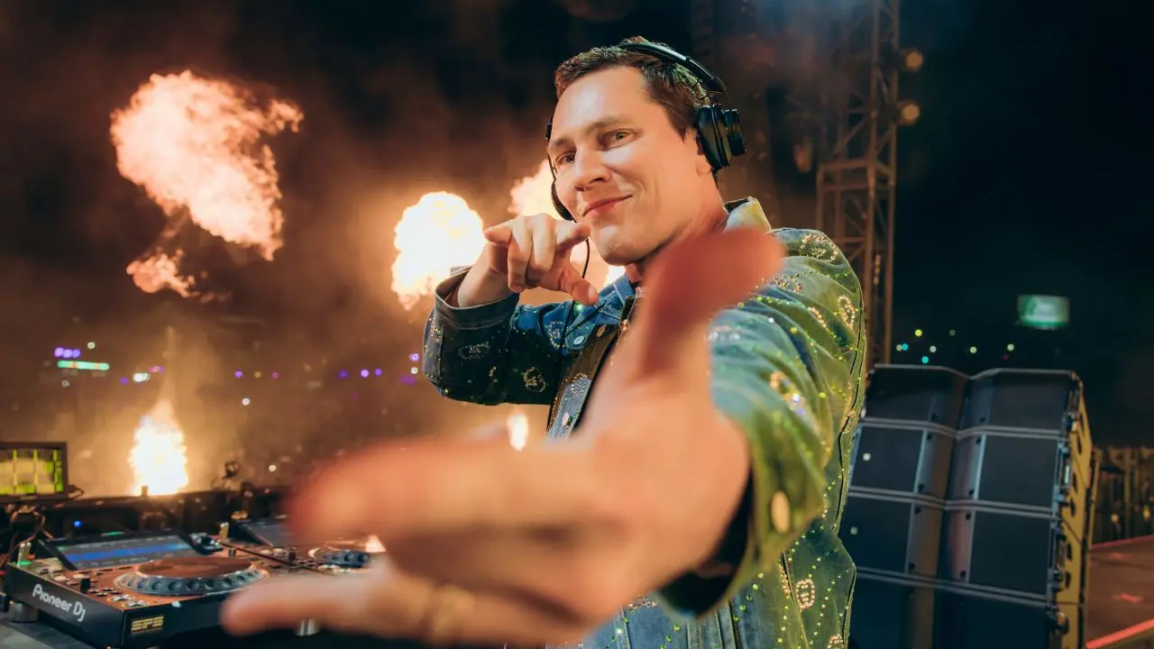 DJ Tiësto set to return to India for a 3-city tour: 'India is close to my heart'