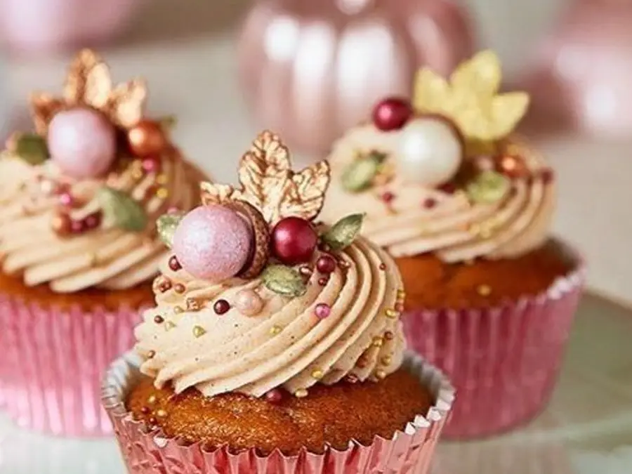 5 Simple Steps to Make Cupcakes Without an Oven