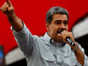 Venezuela: Maduro opponents stuck in embassy accuse government of 'siege'
