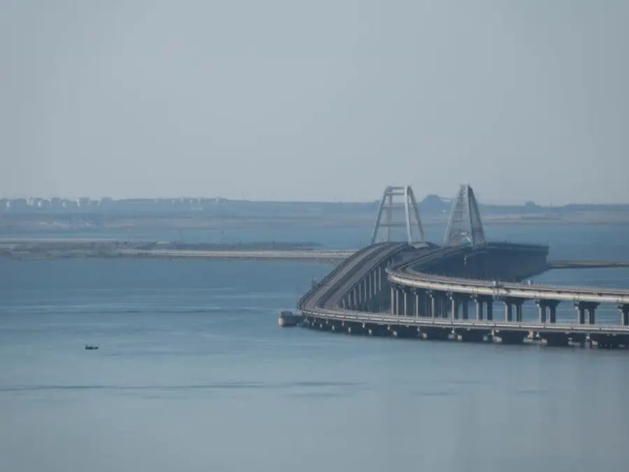 Russian oil tanker splits in half, spilling thousands of tonnes of oil into Kerch Strait