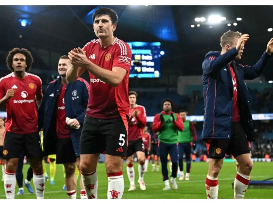 Premier League: Manchester United deepen Guardiola's gloom, Chelsea gain on Liverpool