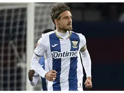 Sergio González stars as Leganes stun La Liga leaders Barcelona