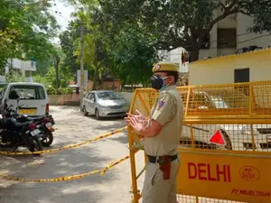 Four fake Delhi police officers raid ‘fake call centre’, get arrested