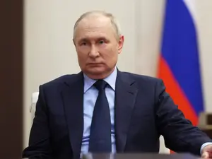 Putin ready to meet Trump 'anytime' to talk Ukraine deal