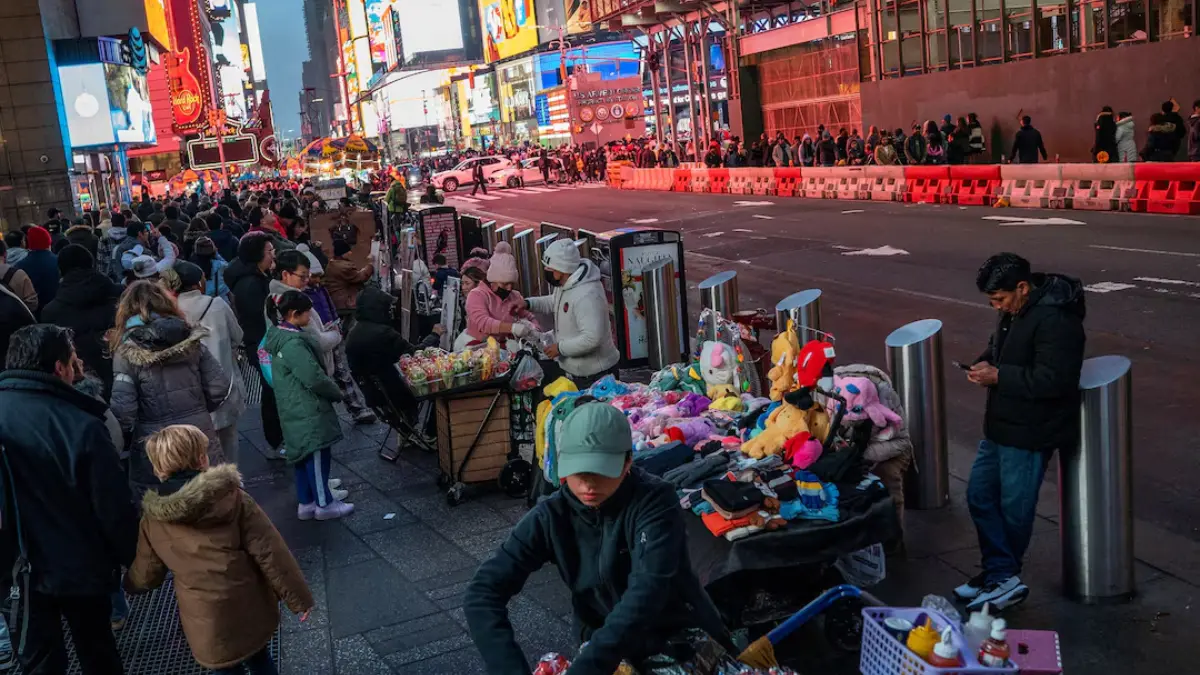 Goldman Sachs sees 35% chance of US recession in 2025