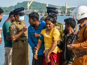 Sri Lanka Navy rescues boat of 100 Rohingya refugees