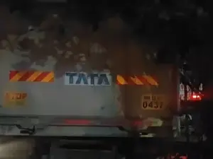 Pune road tragedy: Speeding bumper mows down sleeping labourers, three dead