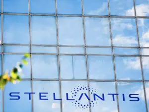 Stellantis cancels planned Ohio layoffs following CEO's departure