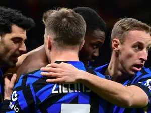 Serie A: Inter Milan beat Como to keep in touch with leaders Atalanta