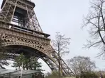 Fire breaks out in Eiffel Tower, thousands evacuated: Report