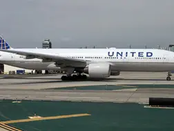 Man banned from US airline after urinating on co-passenger
