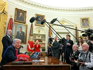 Freedom of Press under threat? White House will pick which journalists get the 'privilege' to cover Trump