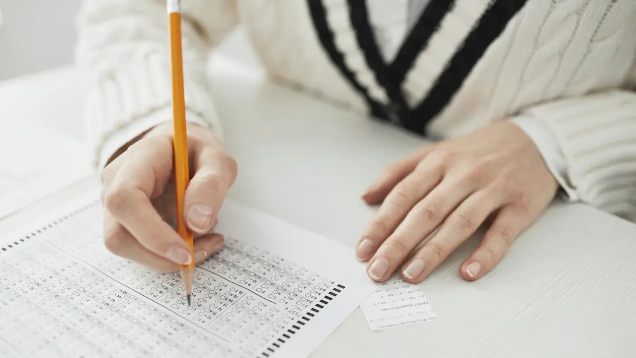 Can you ace the world's shortest IQ test that has only 3 questions? Can you ace the world's shortest IQ test that has only 3 questions?