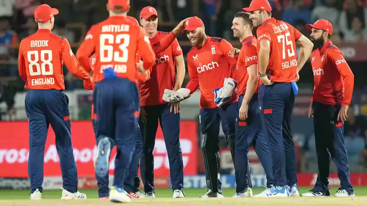This former Indian cricketer takes cheeky dig at England with 'smog' remark after India's T20I series win