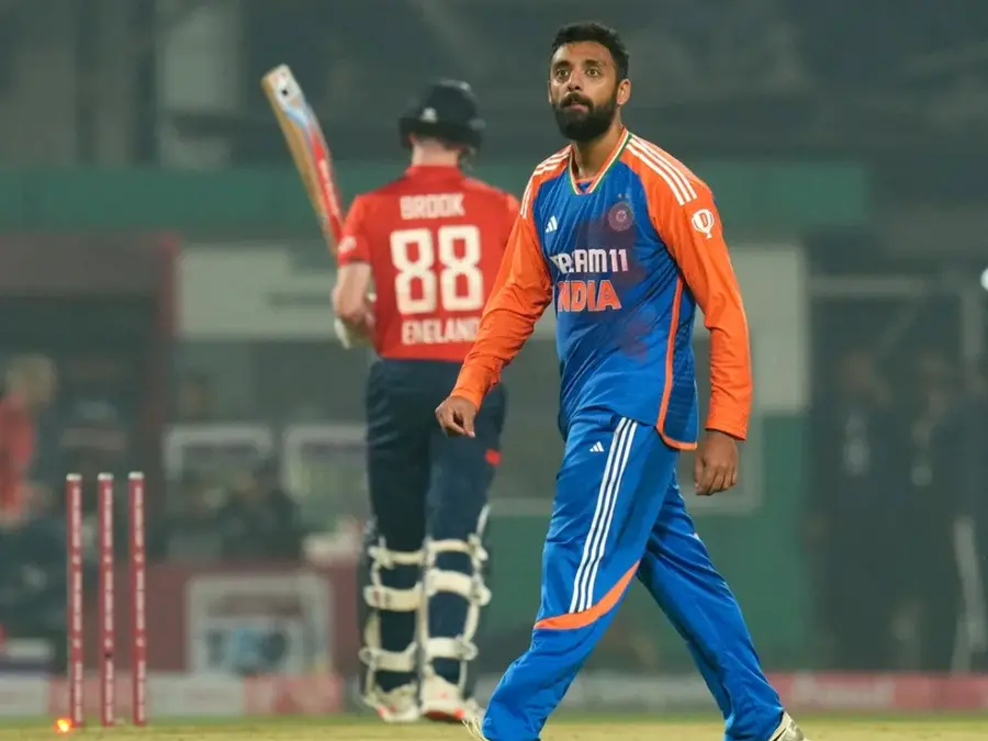 2025 Champions Trophy: 'A seamer goes out and...': Ashwin backs Varun Chakravarthy to make it to India squad