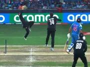 Unbelievable! Glenn ‘Superman’ Phillips plucks ‘Catch of the tournament’ - Watch