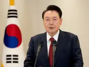 Impeached South Korean President Yoon Suk Yeol resists arrest for third day, vows to 'fight to the end'