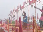 Maha Kumbh 2025: Devotees brave dense fog to attend morning Ganga Aarti
