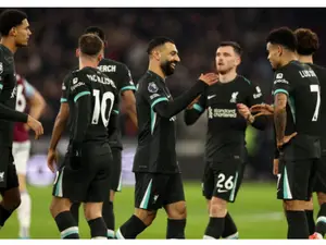 Premier League: Liverpool thrash West Ham to go eight points clear at the top