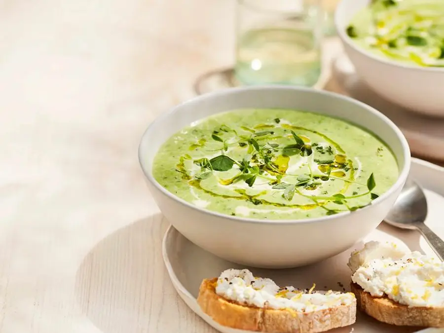How to Make French Pea Soup in 5 Simple Steps