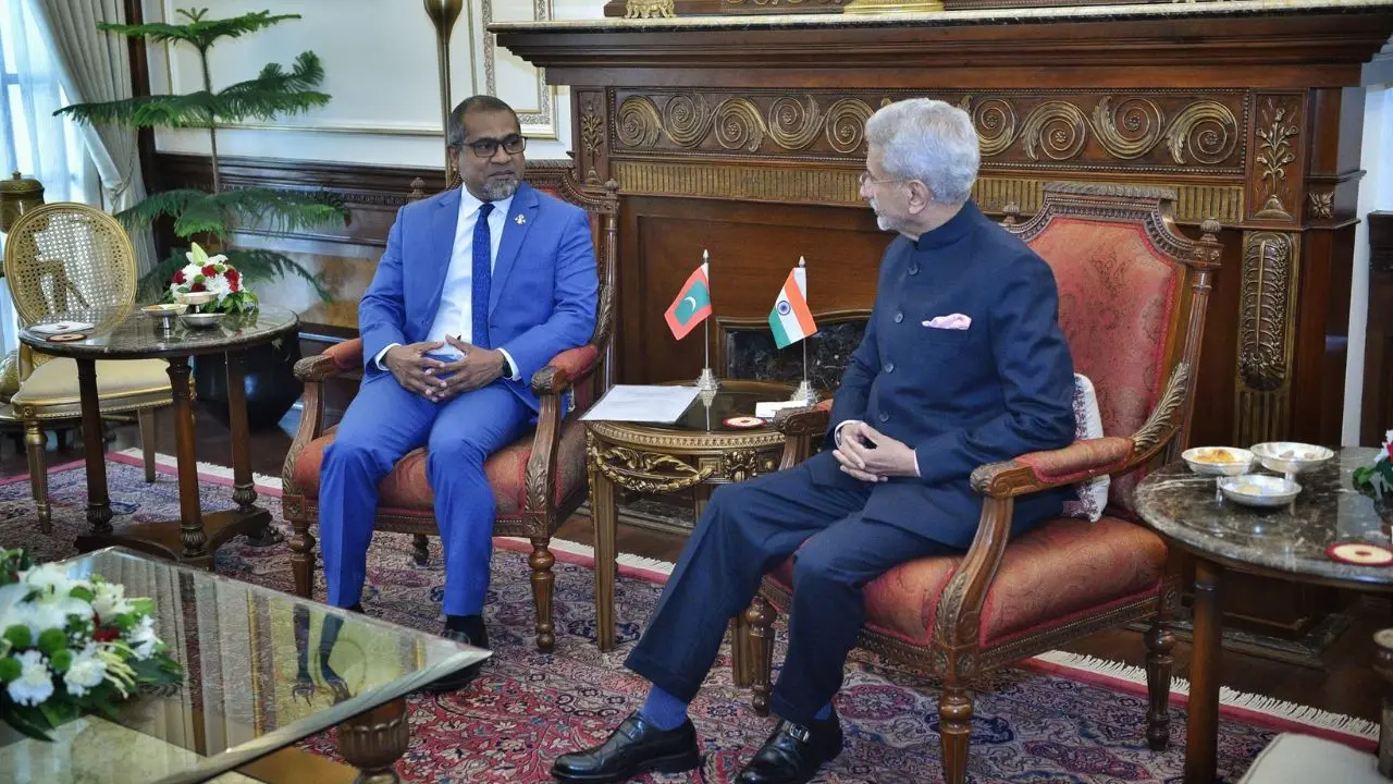 Indian EAM Jaishankar holds bilateral meeting with Maldives Foreign Minister in Delhi Indian EAM Jaishankar holds bilateral meeting with Maldives Foreign Minister in Delhi