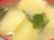 6 Surprising Health Benefits of Miso