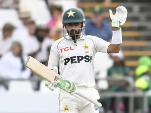 Babar Azam loses cool over wild throw during Newlands Test - Watch